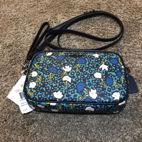 Coach Crossbody Clutch in Yankee Floral Print - Picture 5 of 7